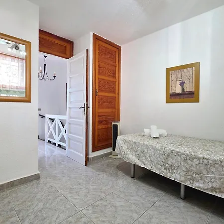 Stylish Duplex In Parque Santiago Ii *