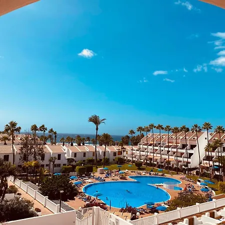 Stylish Duplex In Parque Santiago Ii 아파트